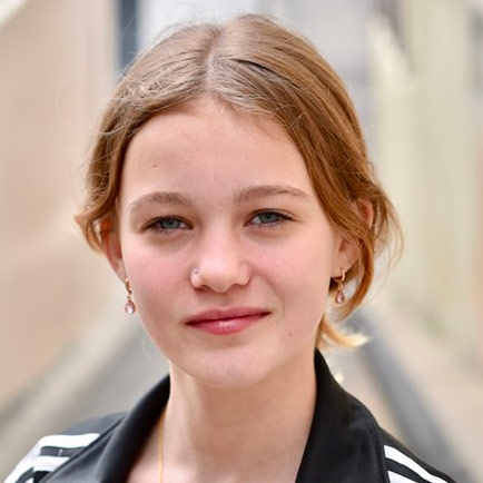 Lucy Loste Berset Lucy Loste Berset