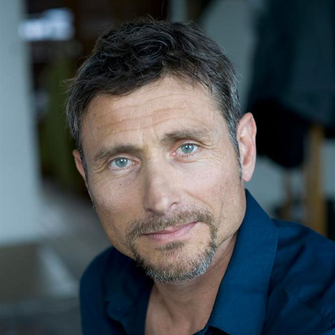 Jean-Philippe AZEMA Jean-Philippe AZEMA